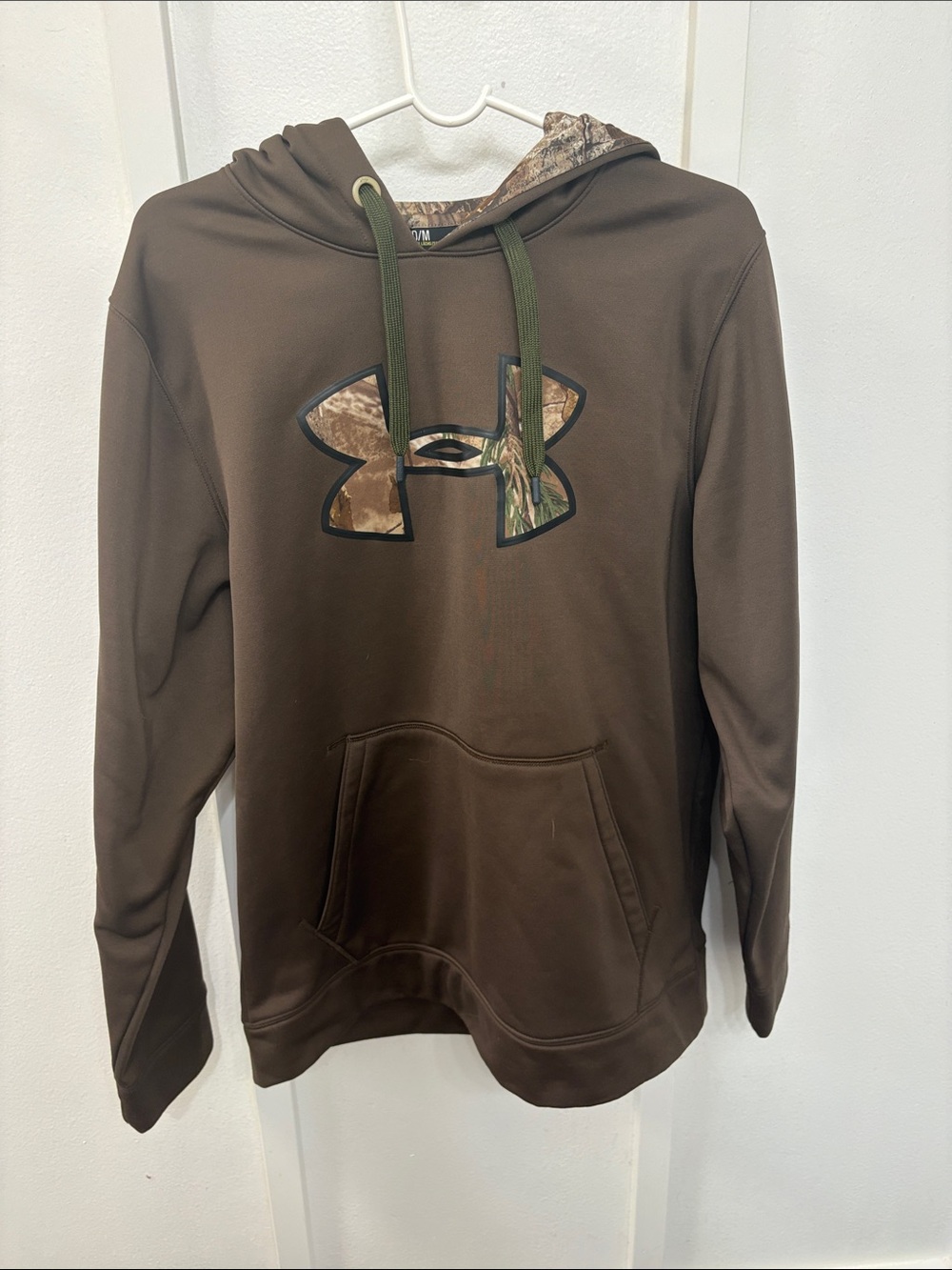Men’s Under Armour camo brown hoodie men’s M